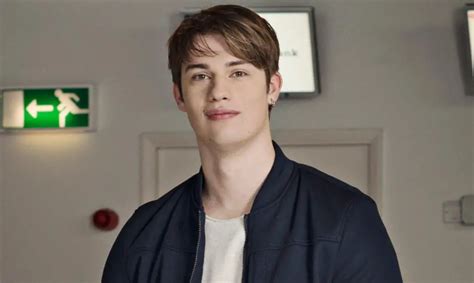 nicholas galitzine personal life.